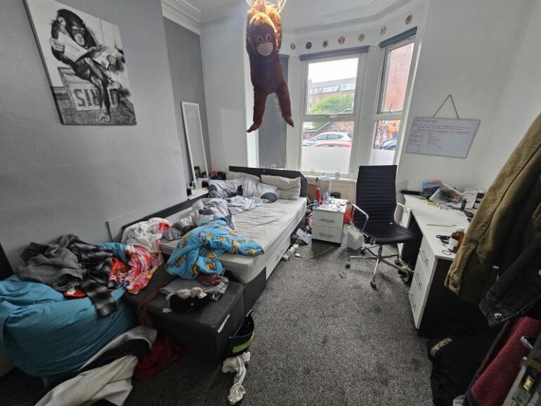 Brudenell Grove, Hyde Park