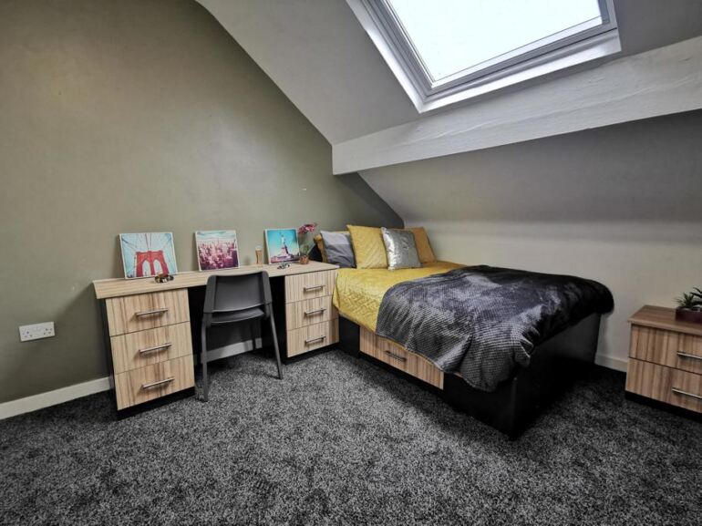 Meadow View, Hyde Park