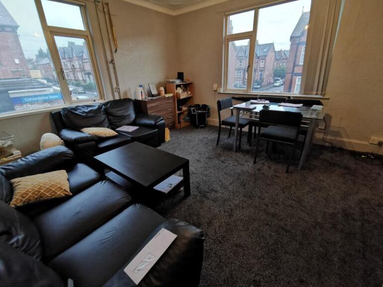 Brudenell Road, Hyde Park