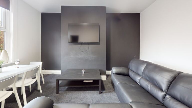 Royal Park Grove, Hyde Park