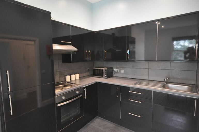 Hall Grove, Hyde Park