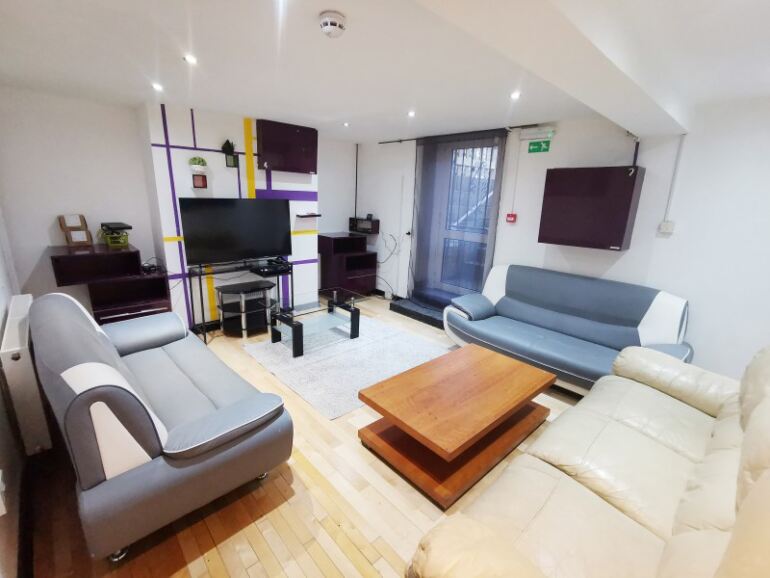 Delph Mount, Woodhouse