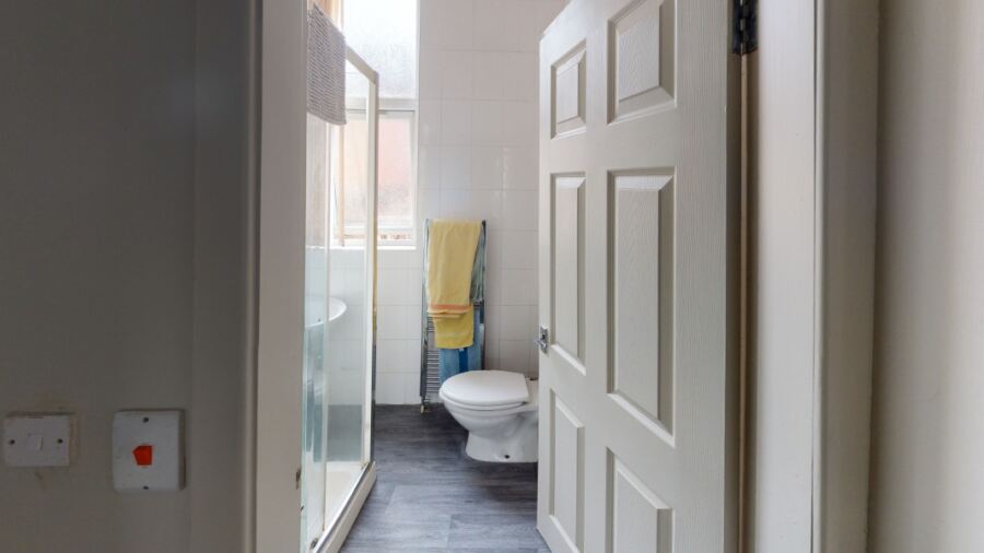 Brudenell Road, Hyde Park