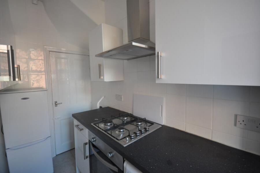 Harold Avenue, Hyde Park