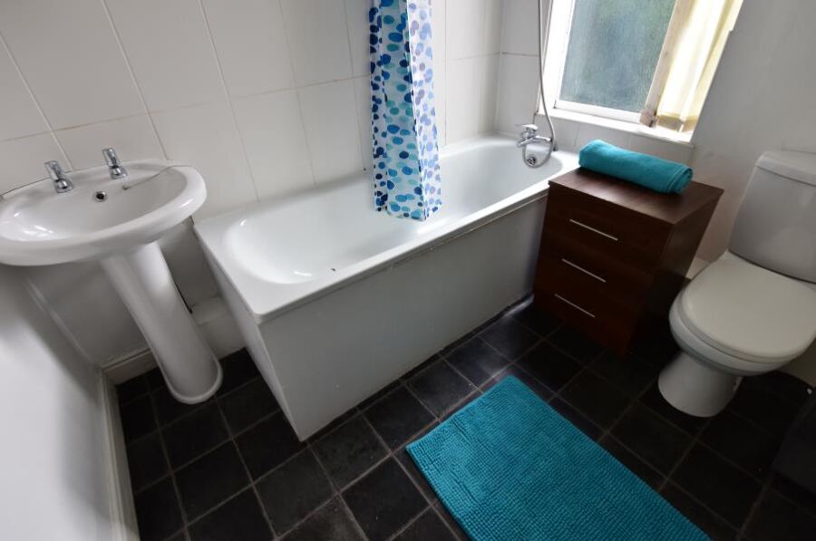 Pearson Grove, Hyde Park