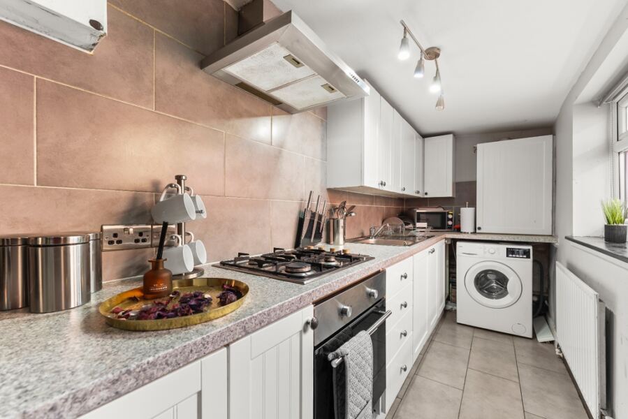 Carberry Terrace, Hyde Park