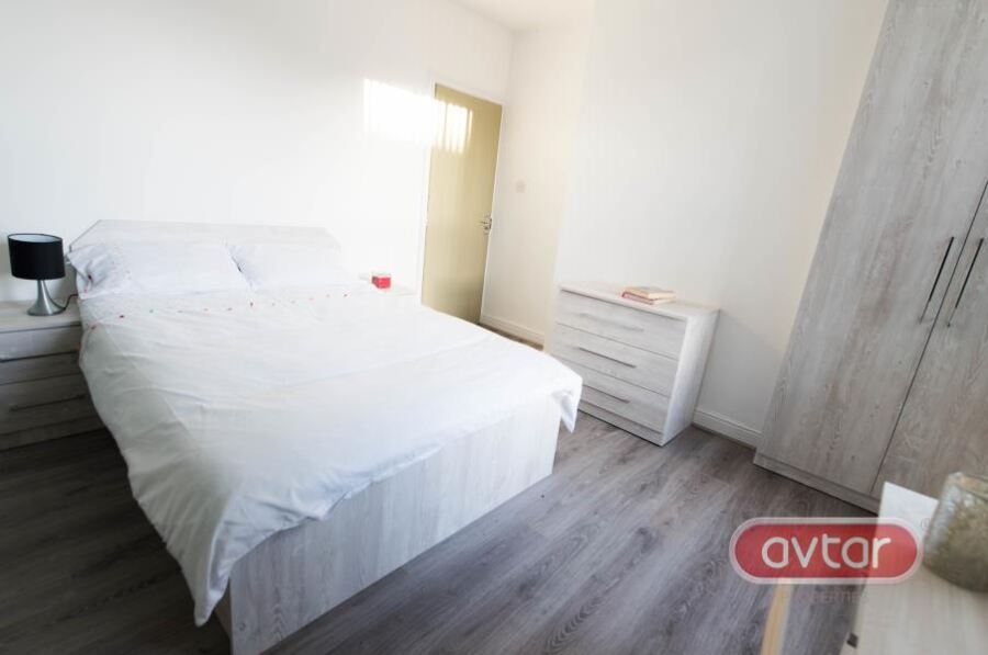 Thornville Crescent, Hyde Park