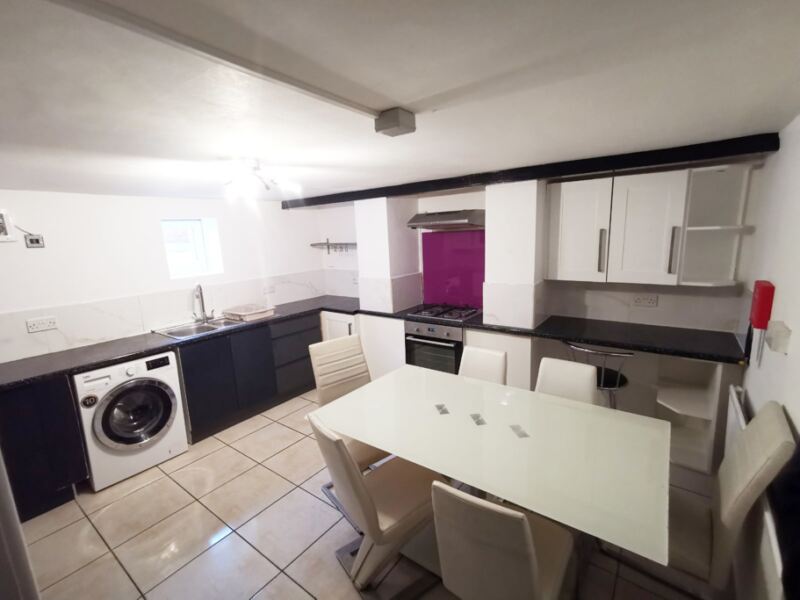 Delph Mount, Woodhouse