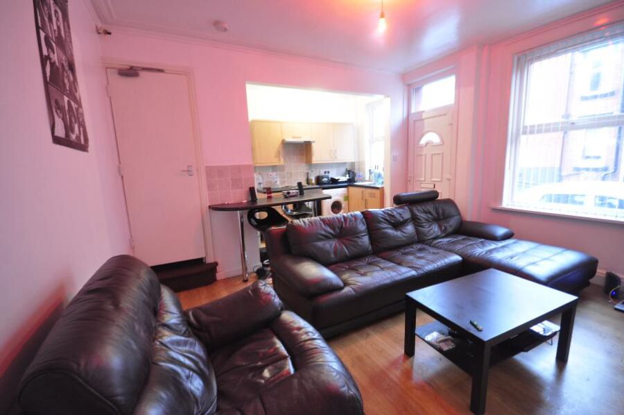 Harold Grove, Hyde Park