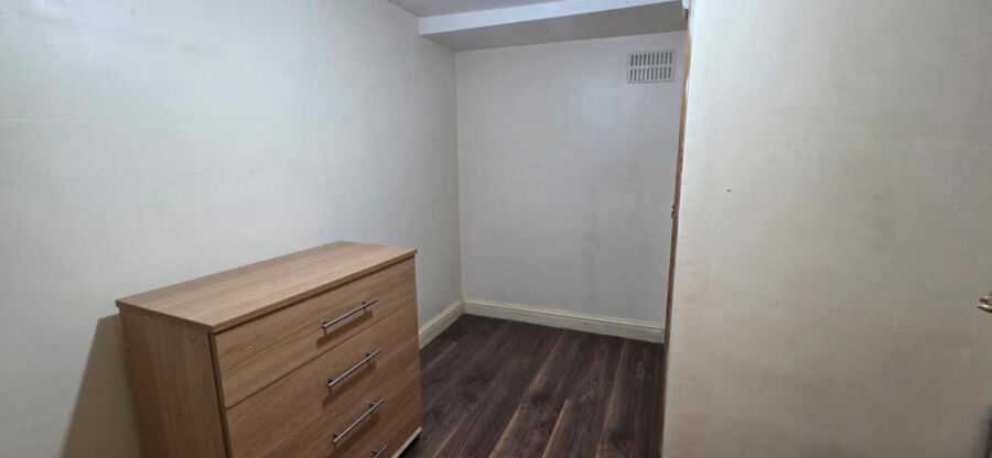 Laurel Place, 