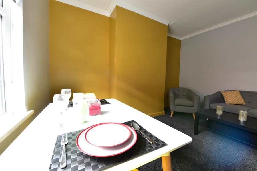 Harold Walk, Hyde Park