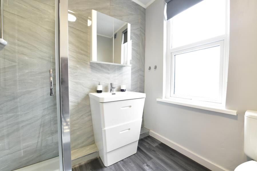 Harold Walk, Hyde Park