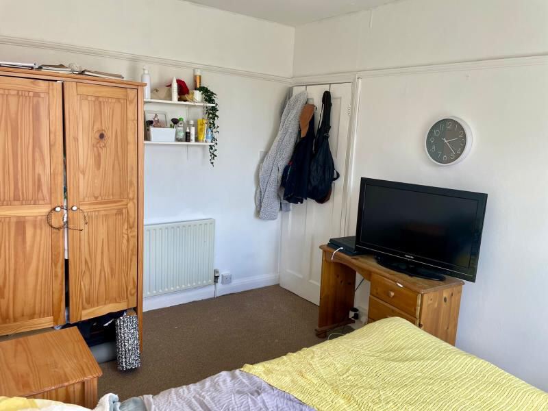 St. Michaels Lane, Burley