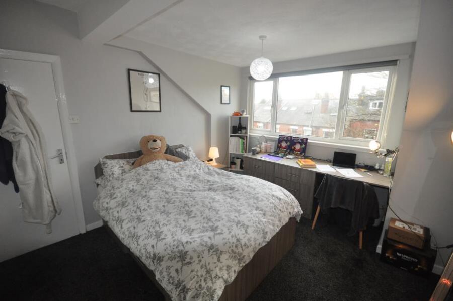 Ebberston Terrace, Hyde Park