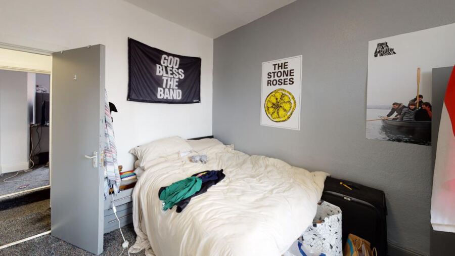 Brudenell Grove, Hyde Park