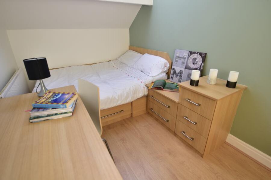 Meadow View, Hyde Park