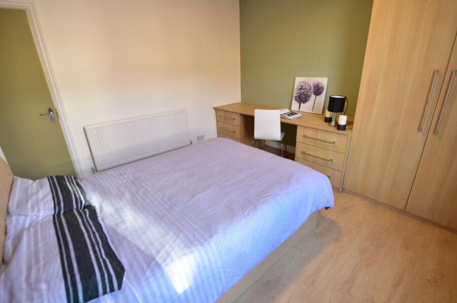 Meadow View, Hyde Park