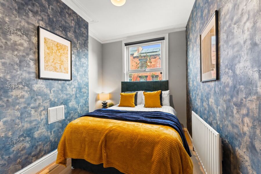 Carberry Terrace, Hyde Park