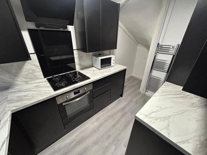 Hessle Avenue, Hyde Park