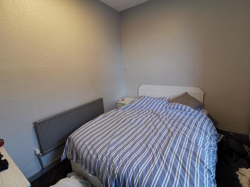 Thornville Road, Hyde Park