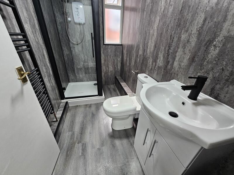 Hyde Park Road, Hyde Park