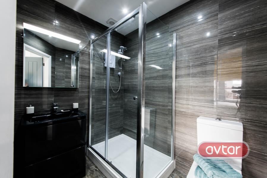 Blenheim Terrace, University