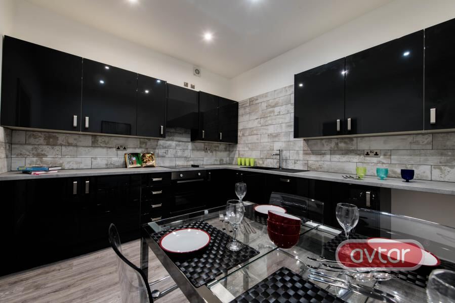 Blenheim Terrace, University