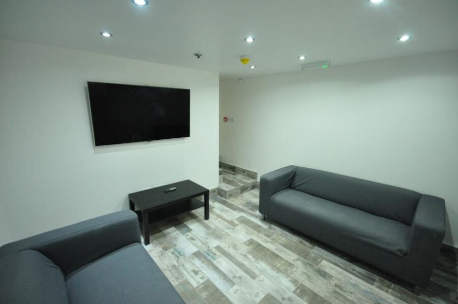 Meadow View, Hyde Park