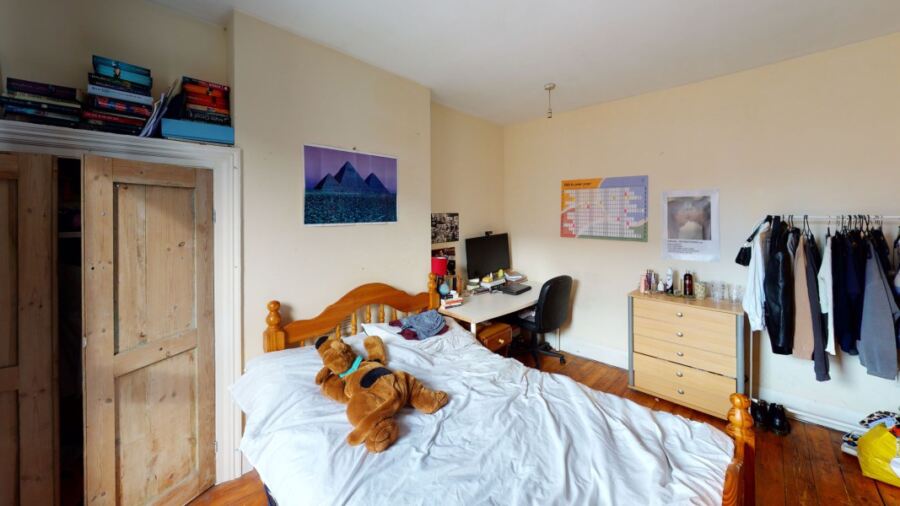 William Street, Hyde Park