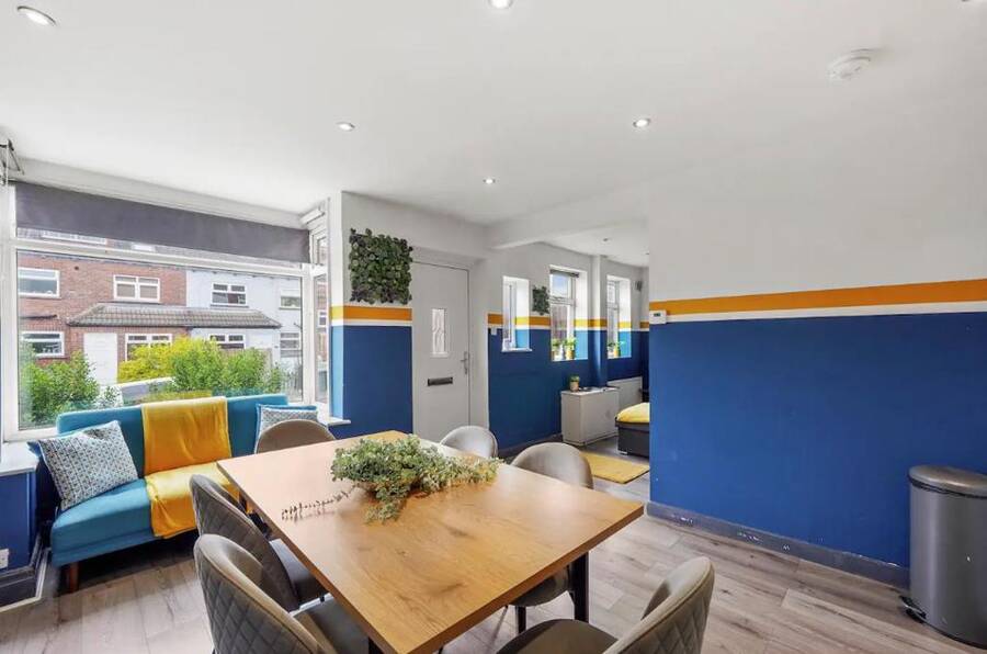 Woodside Terrace, Burley