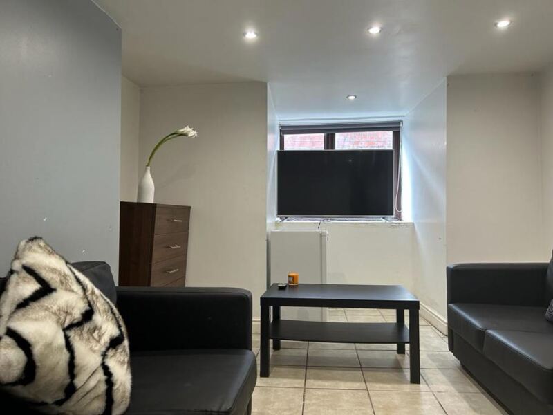 Beechwood View, Burley