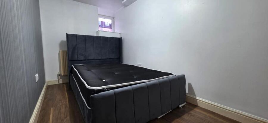 Laurel Place, 