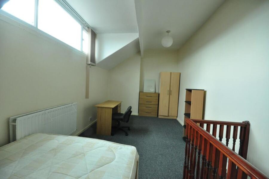 Harold Place, Hyde Park