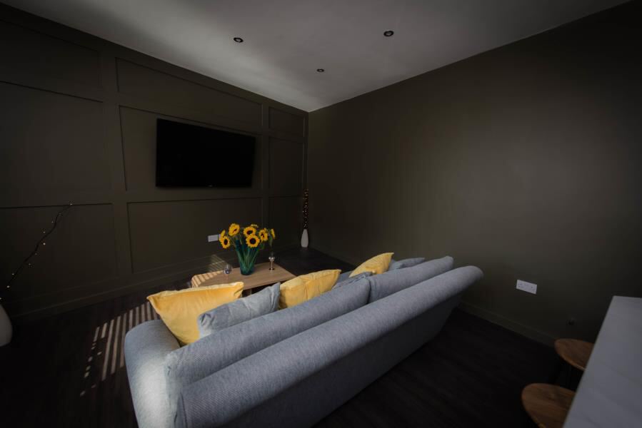 Thornville View, Hyde Park