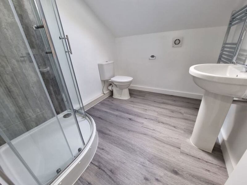 Hessle Road, Hyde Park