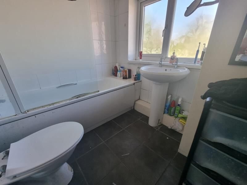 Brudenell Road, Hyde Park