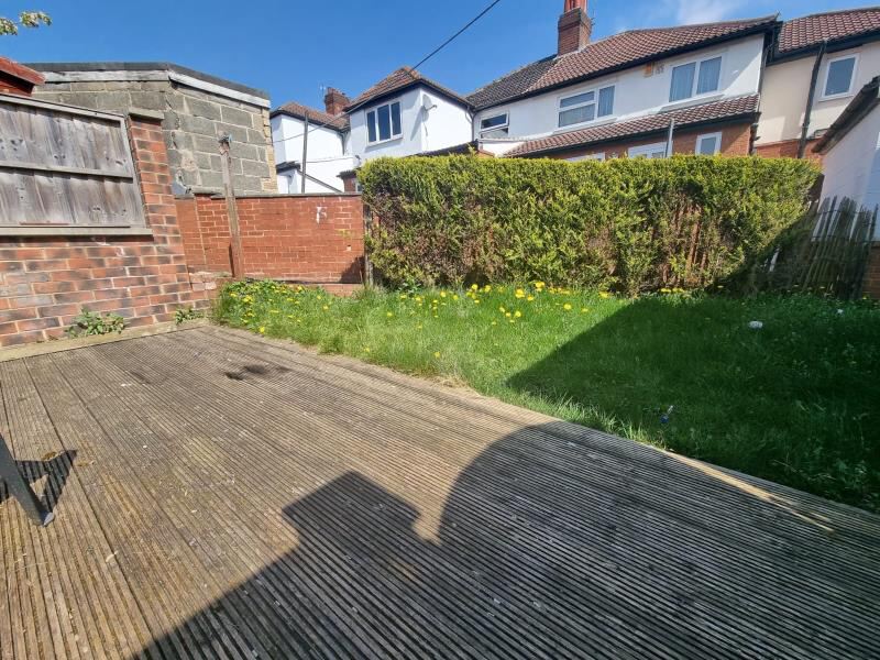 Brudenell Road, Hyde Park