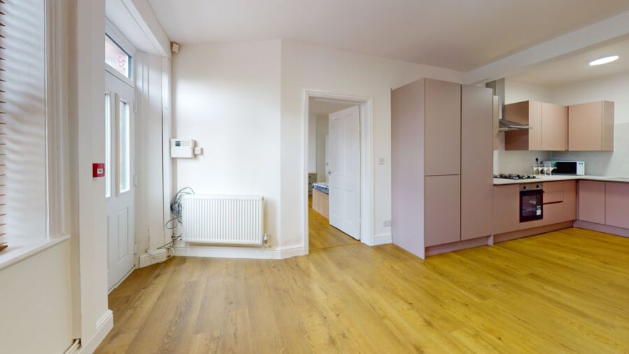 Clarendon Road, University