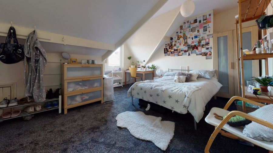 Pearson Grove, Hyde Park