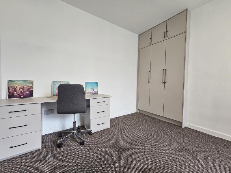 Beechwood Avenue, Burley