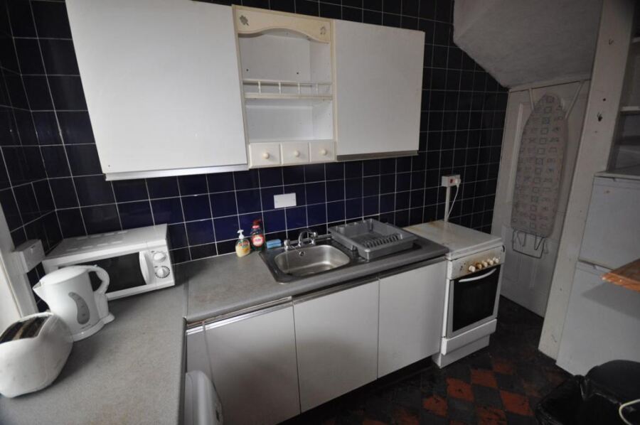 Harold Road, Hyde Park