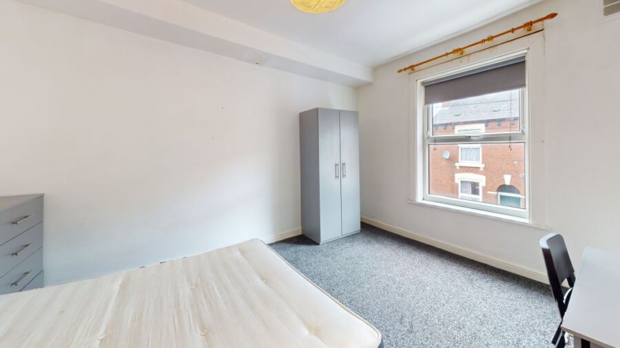 Kelsall Grove, Hyde Park