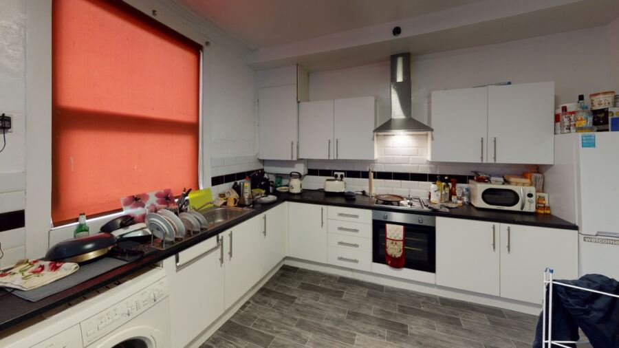 Ashville Avenue, Hyde Park