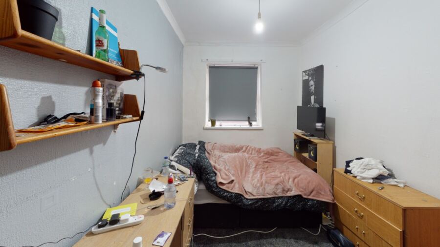 Ashville Avenue, Hyde Park