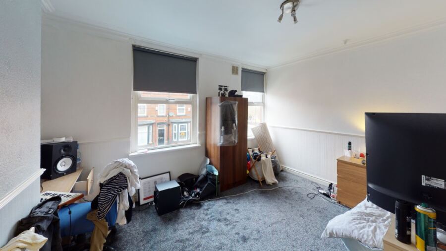 Ashville Avenue, Hyde Park