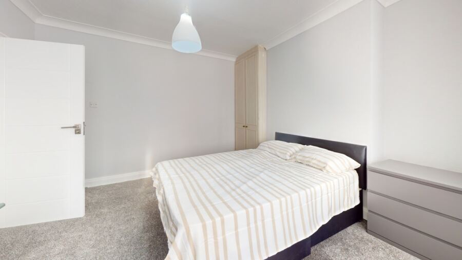 Trelawn Crescent, 