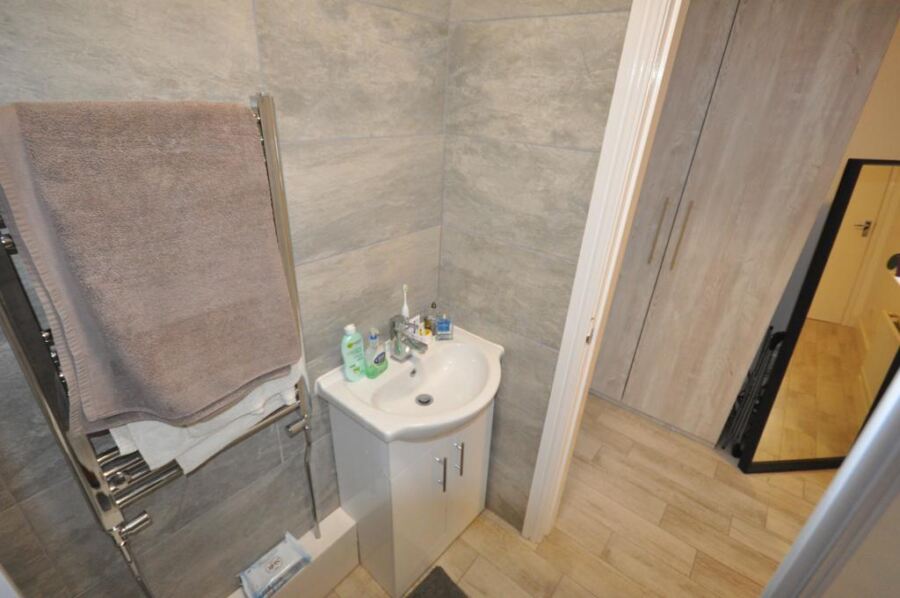 Blenheim Terrace, University