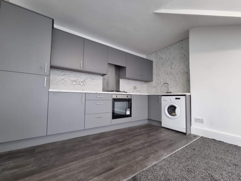 Cardigan Road, Hyde Park