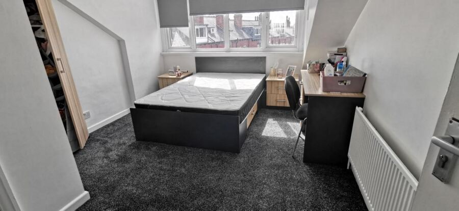 Royal Park Road, Hyde Park