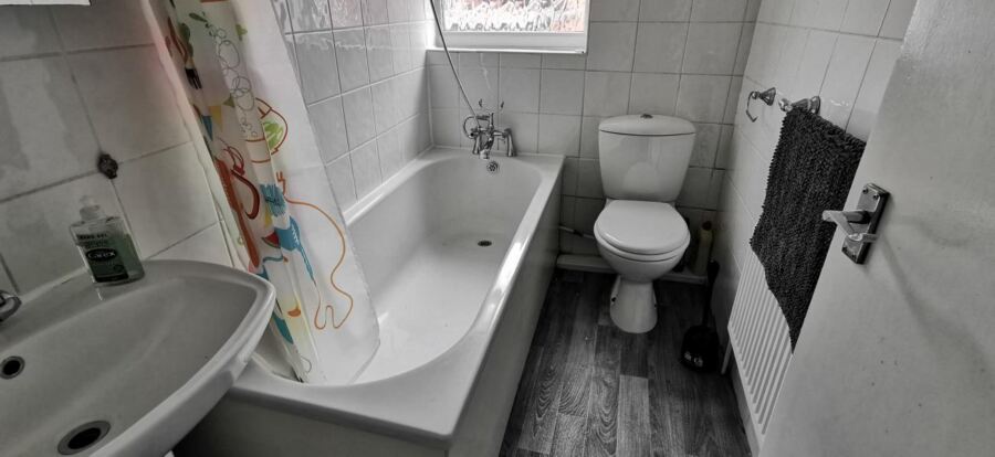 Royal Park Road, Hyde Park